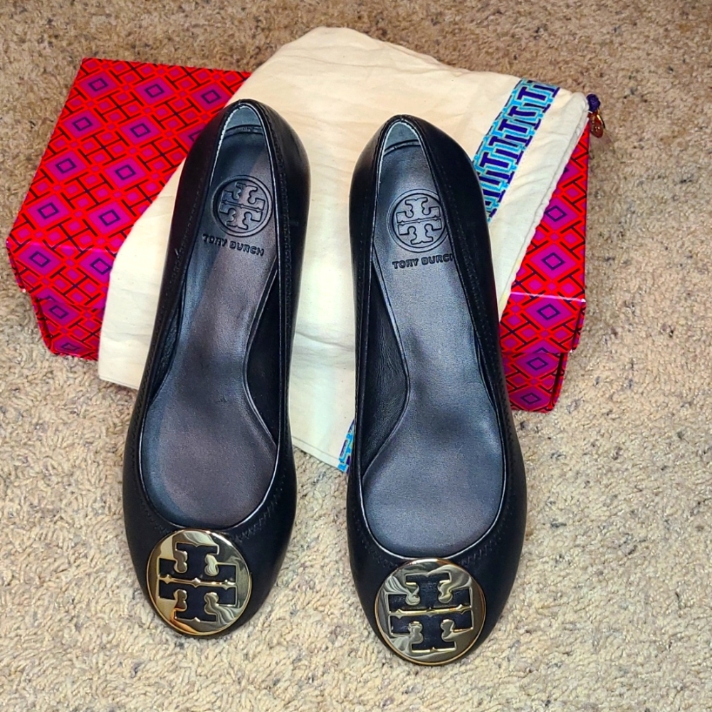 NWT Classic Tory Burch Ballet Flats 8.5